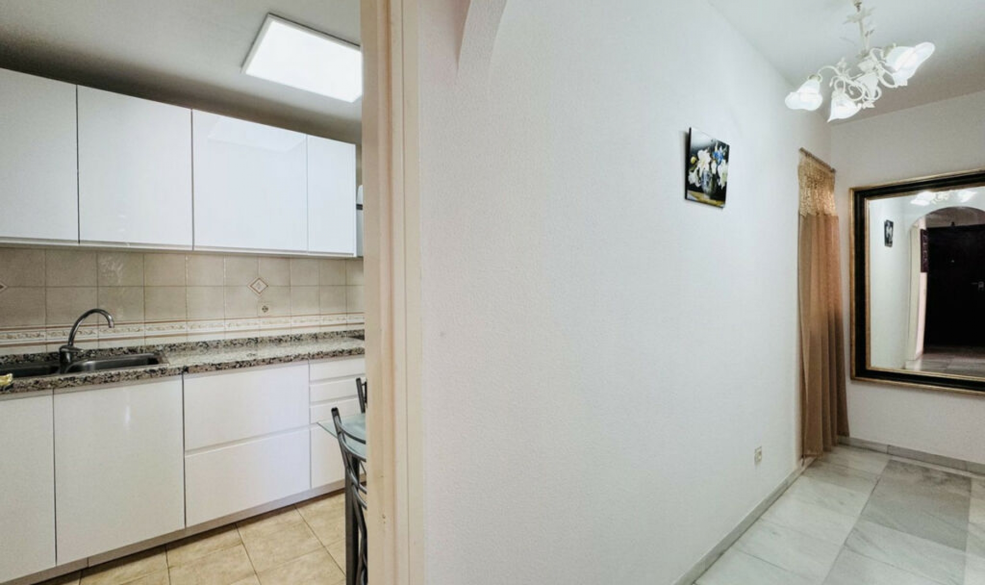 Resale - Apartment -
San Luis de Sabinillas