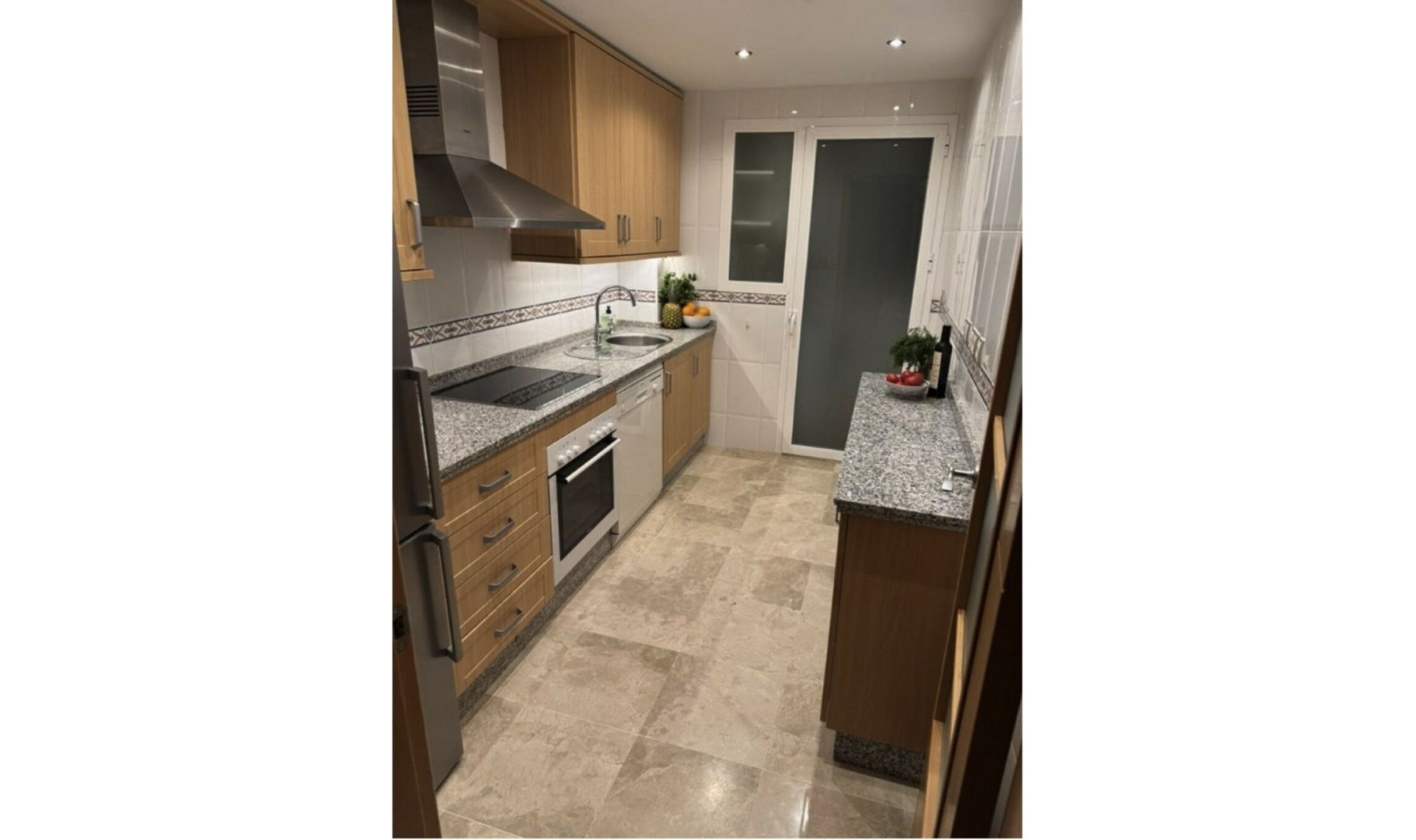 Resale - Apartment -
San Luis de Sabinillas