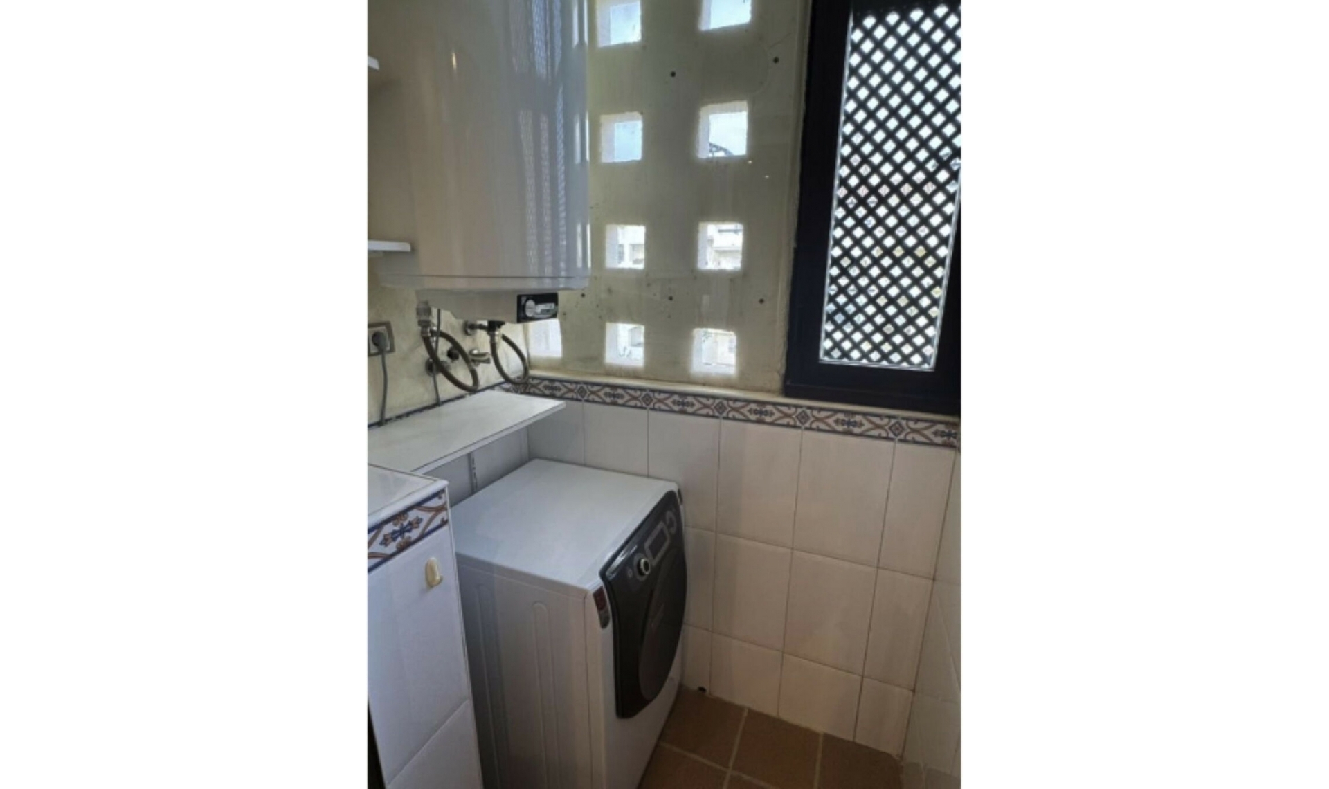 Resale - Apartment -
San Luis de Sabinillas