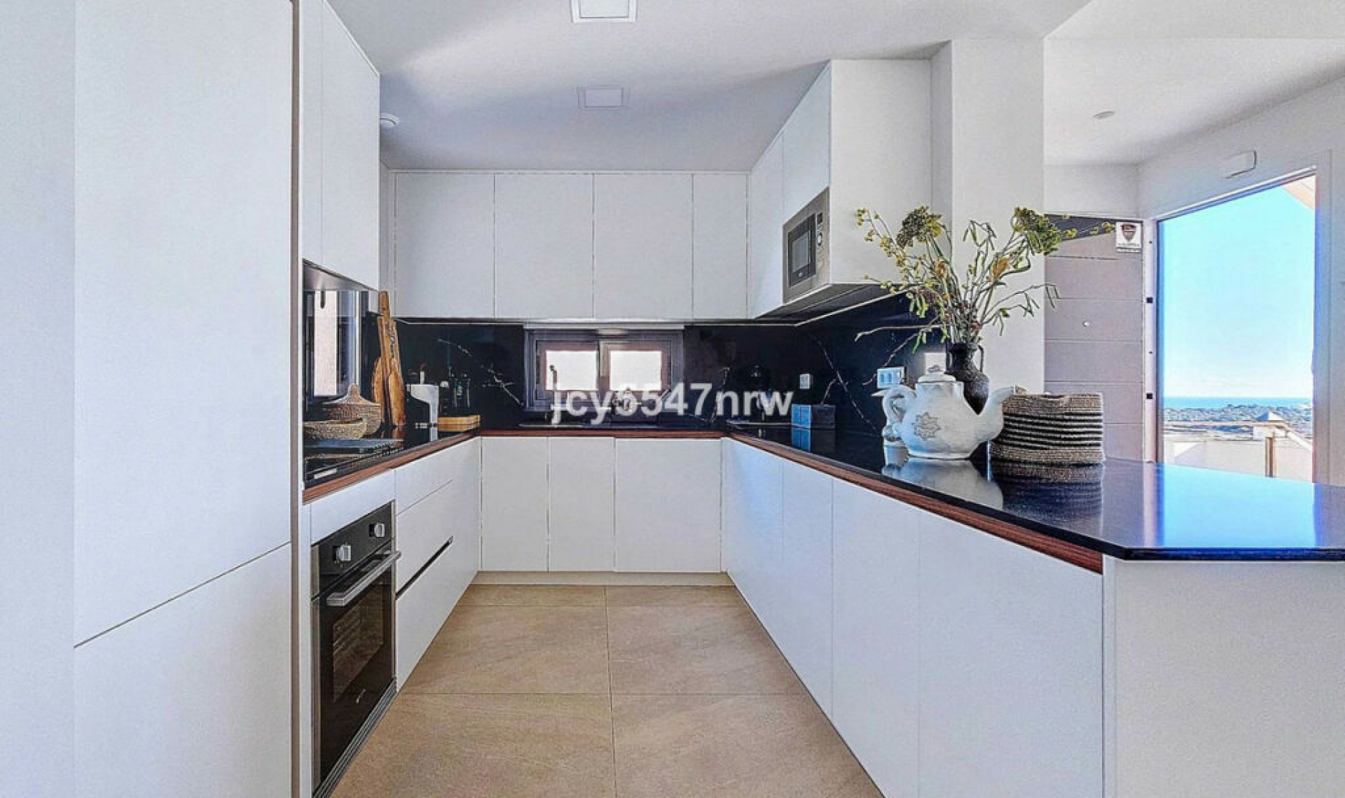 Resale - Apartment -
San Miguel de Salinas