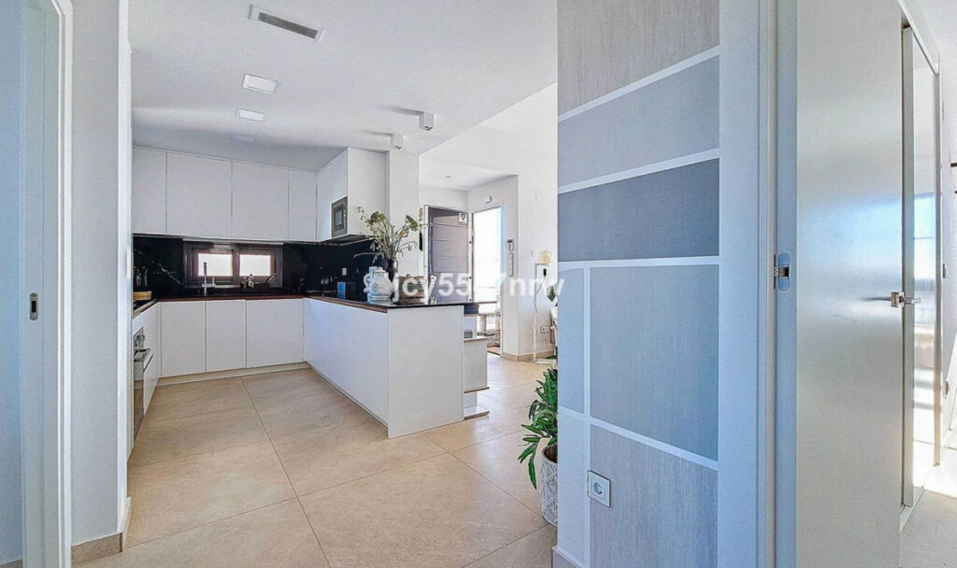 Resale - Apartment -
San Miguel de Salinas