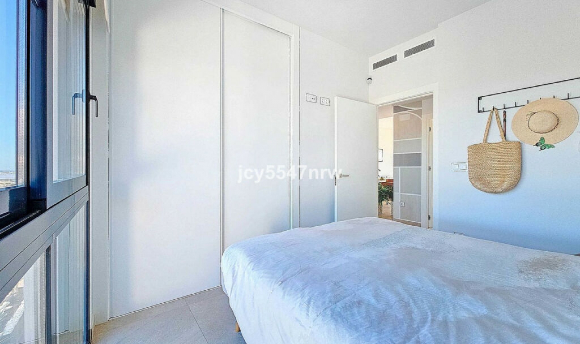 Resale - Apartment -
San Miguel de Salinas