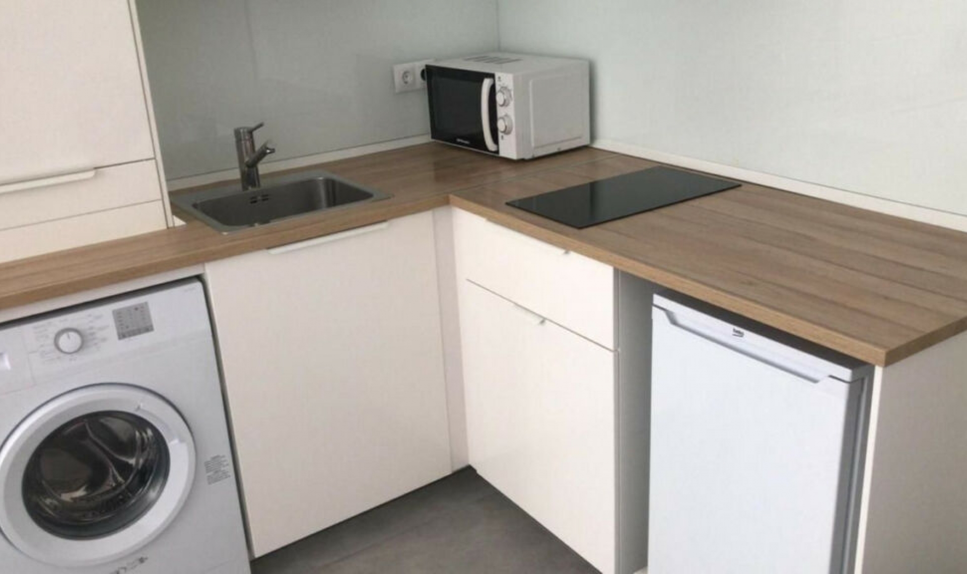 Resale - Apartment -
San Pedro de Alcántara