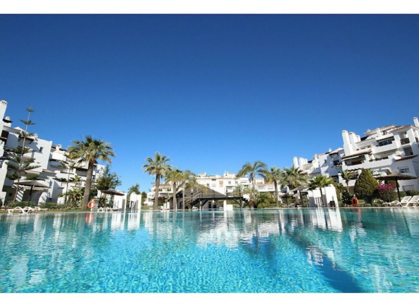 Resale - Apartment -
San Pedro de Alcántara