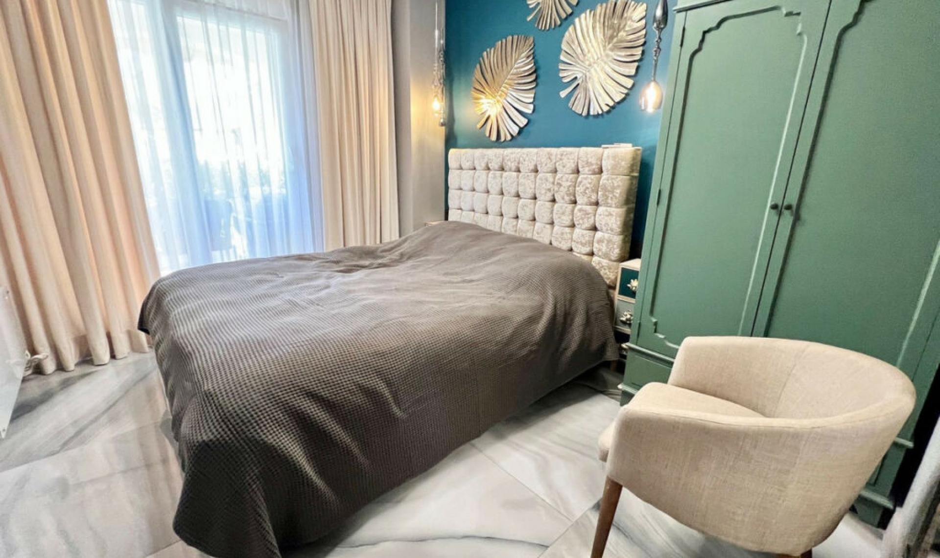 Resale - Apartment -
San Pedro de Alcántara