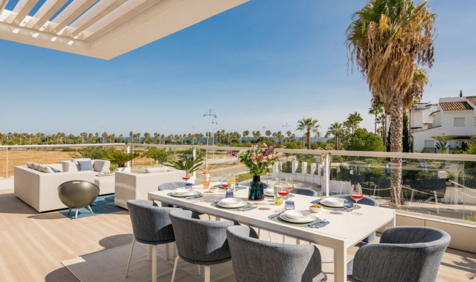 Resale - Apartment -
San Pedro de Alcántara