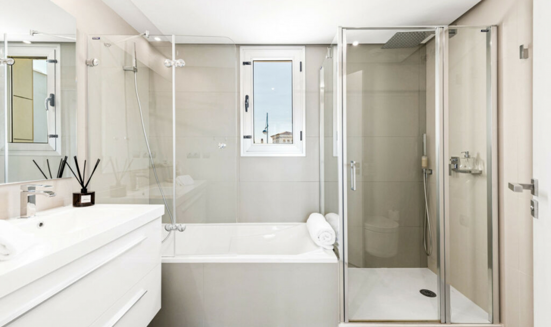 Resale - Apartment -
San Pedro de Alcántara