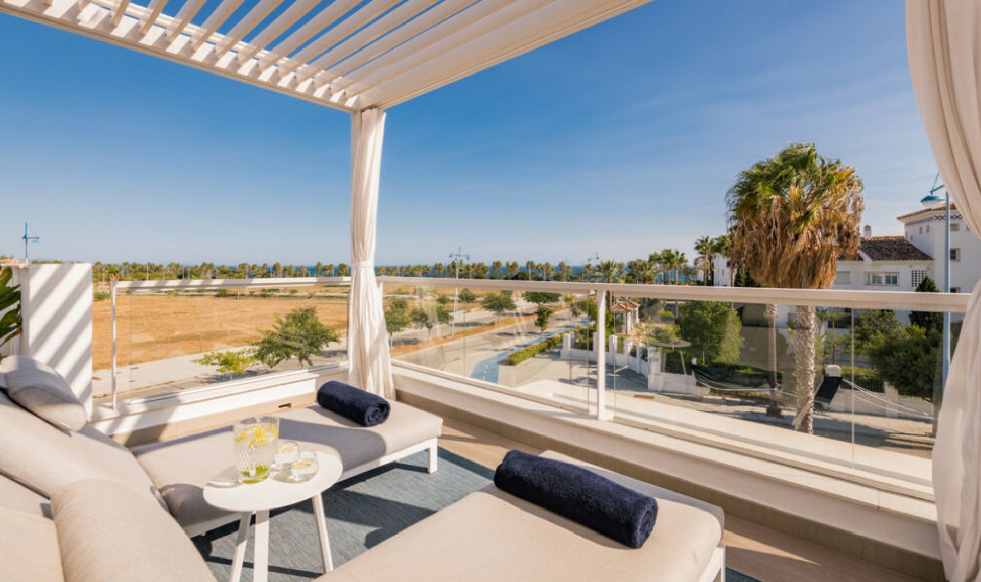 Resale - Apartment -
San Pedro de Alcántara