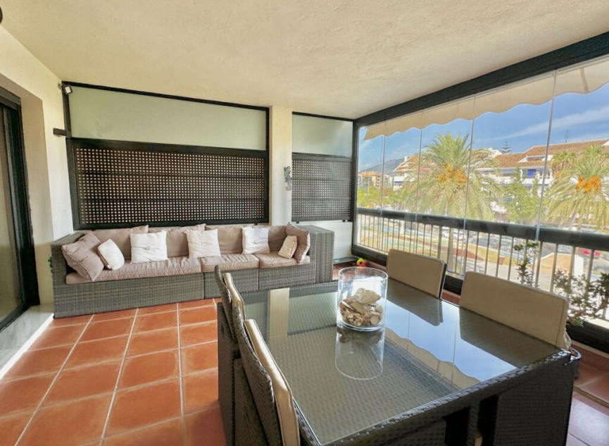 Resale - Apartment -
San Pedro de Alcántara