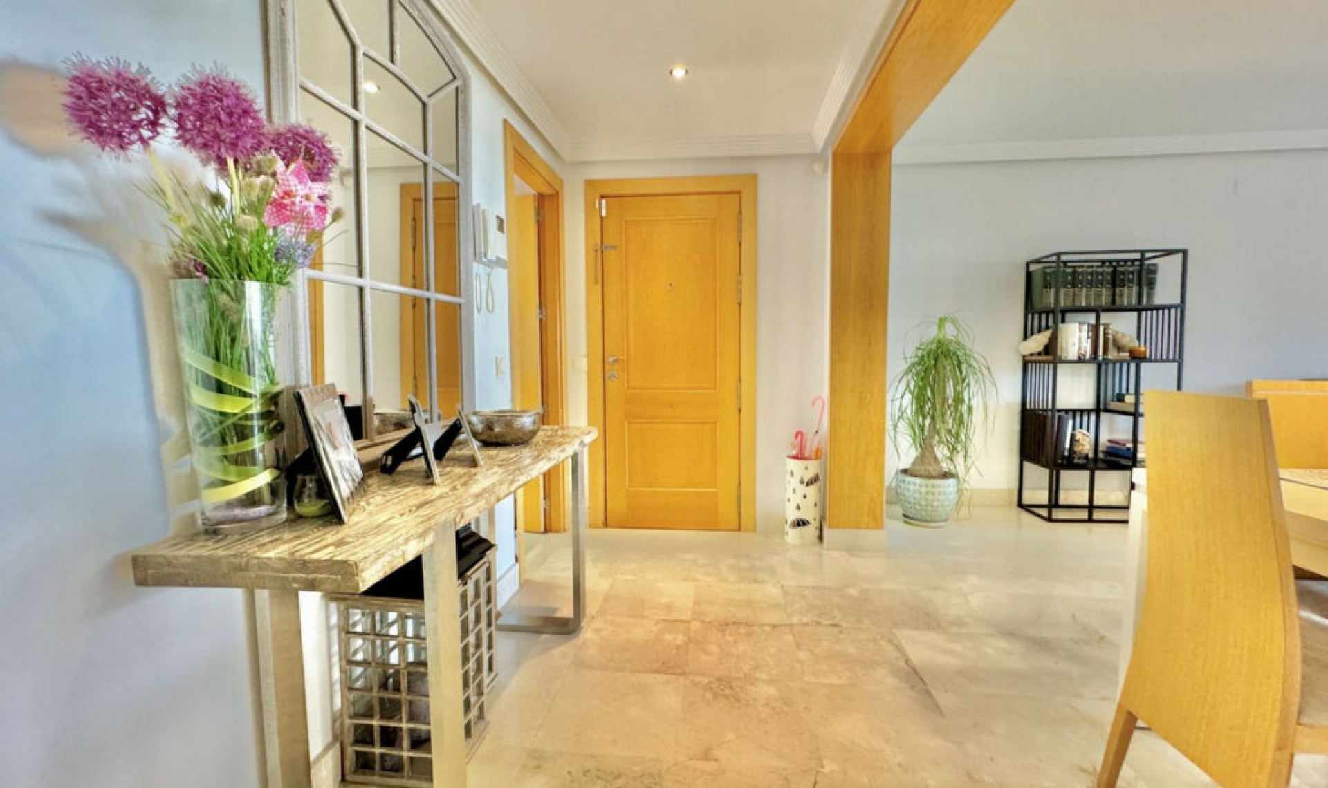 Resale - Apartment -
San Pedro de Alcántara