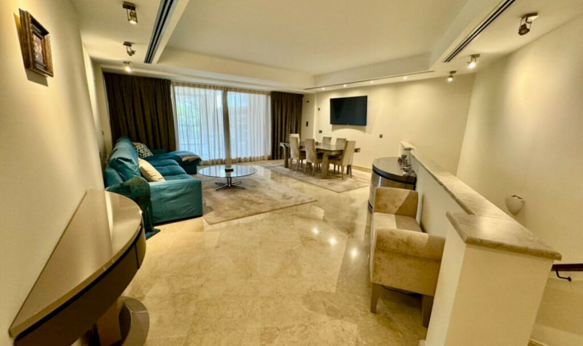 Resale - Apartment -
San Pedro de Alcántara