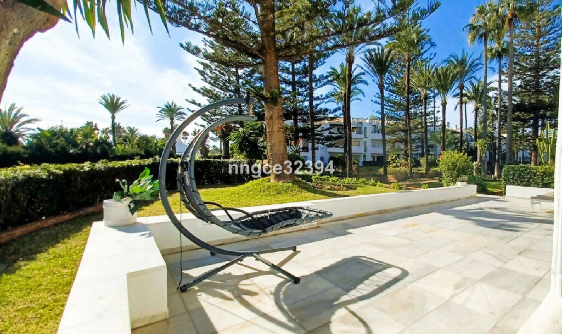 Resale - Apartment -
San Pedro de Alcántara