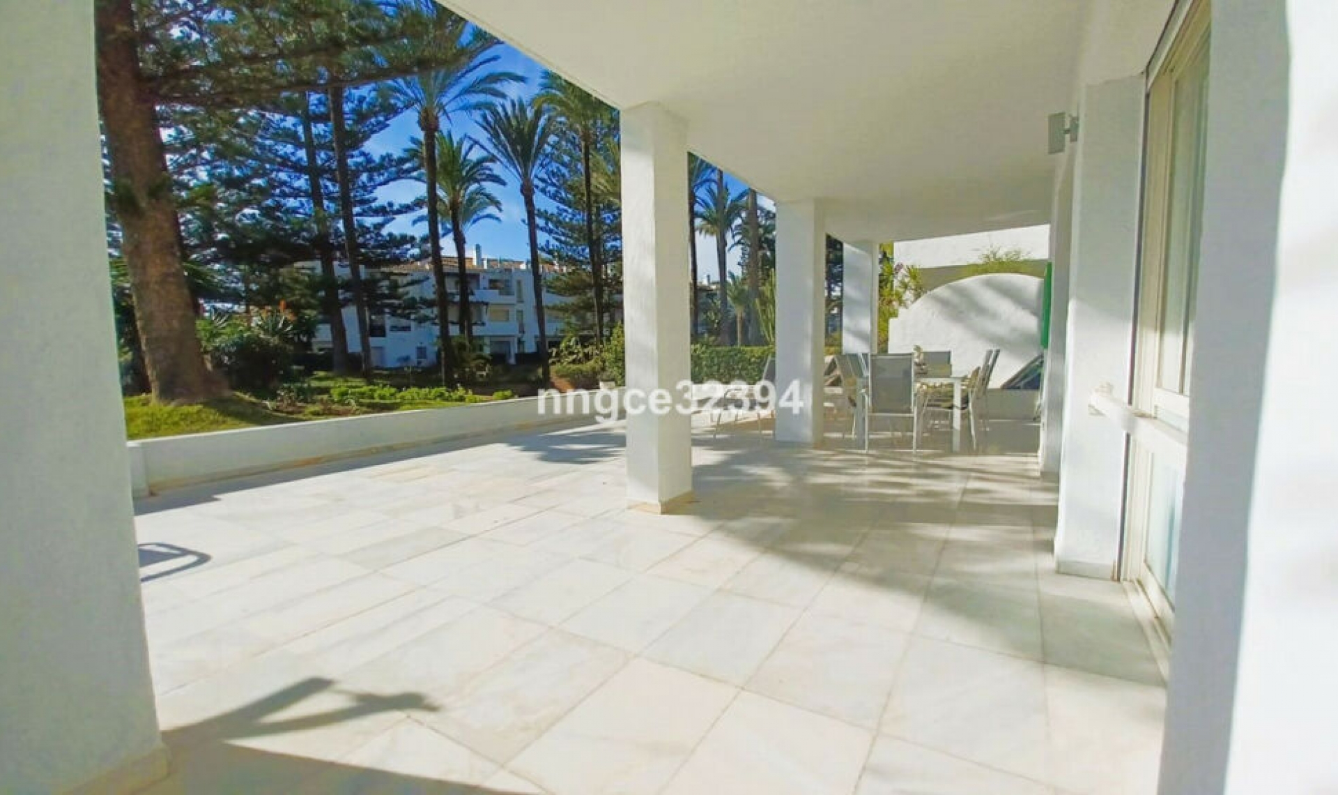 Resale - Apartment -
San Pedro de Alcántara