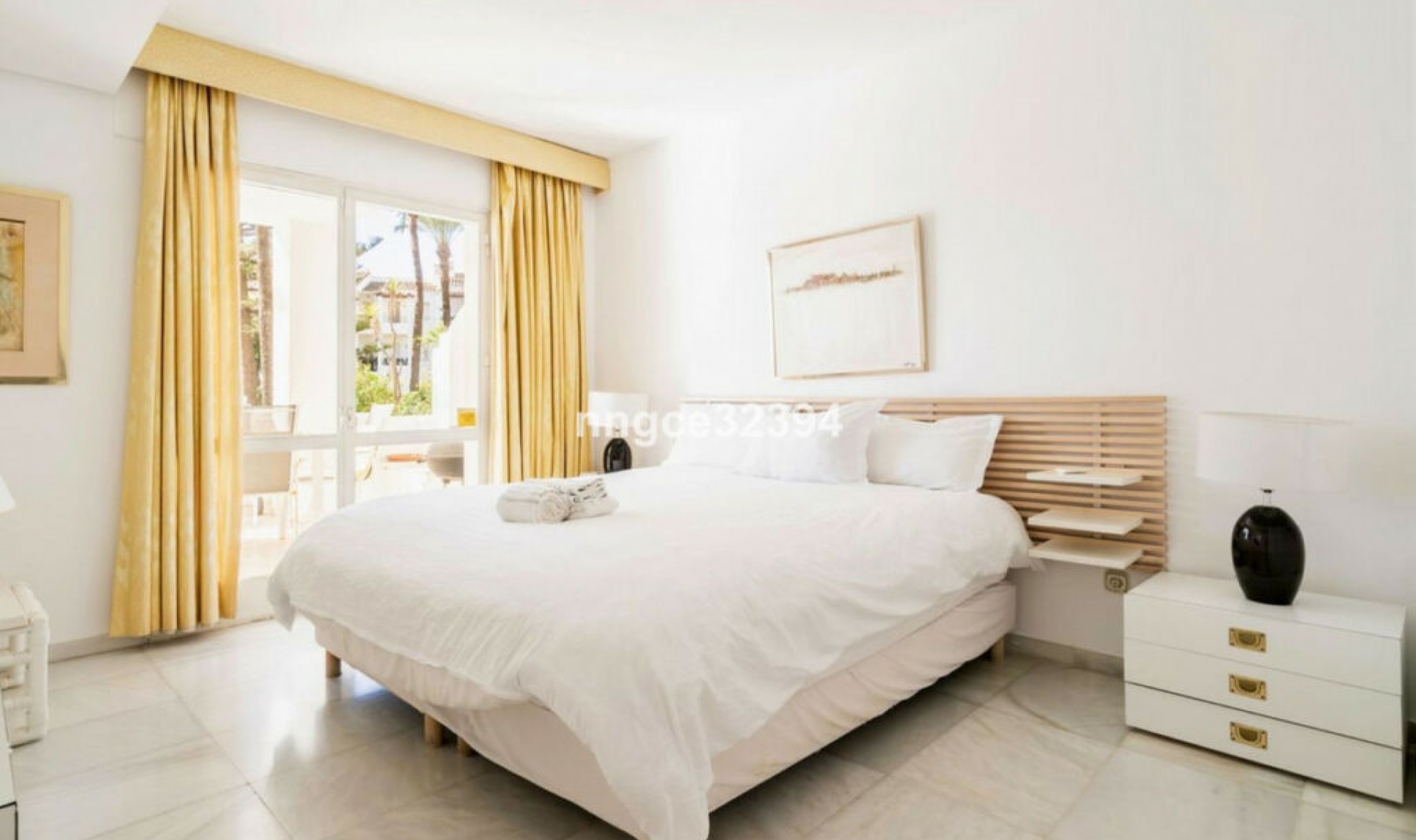 Resale - Apartment -
San Pedro de Alcántara