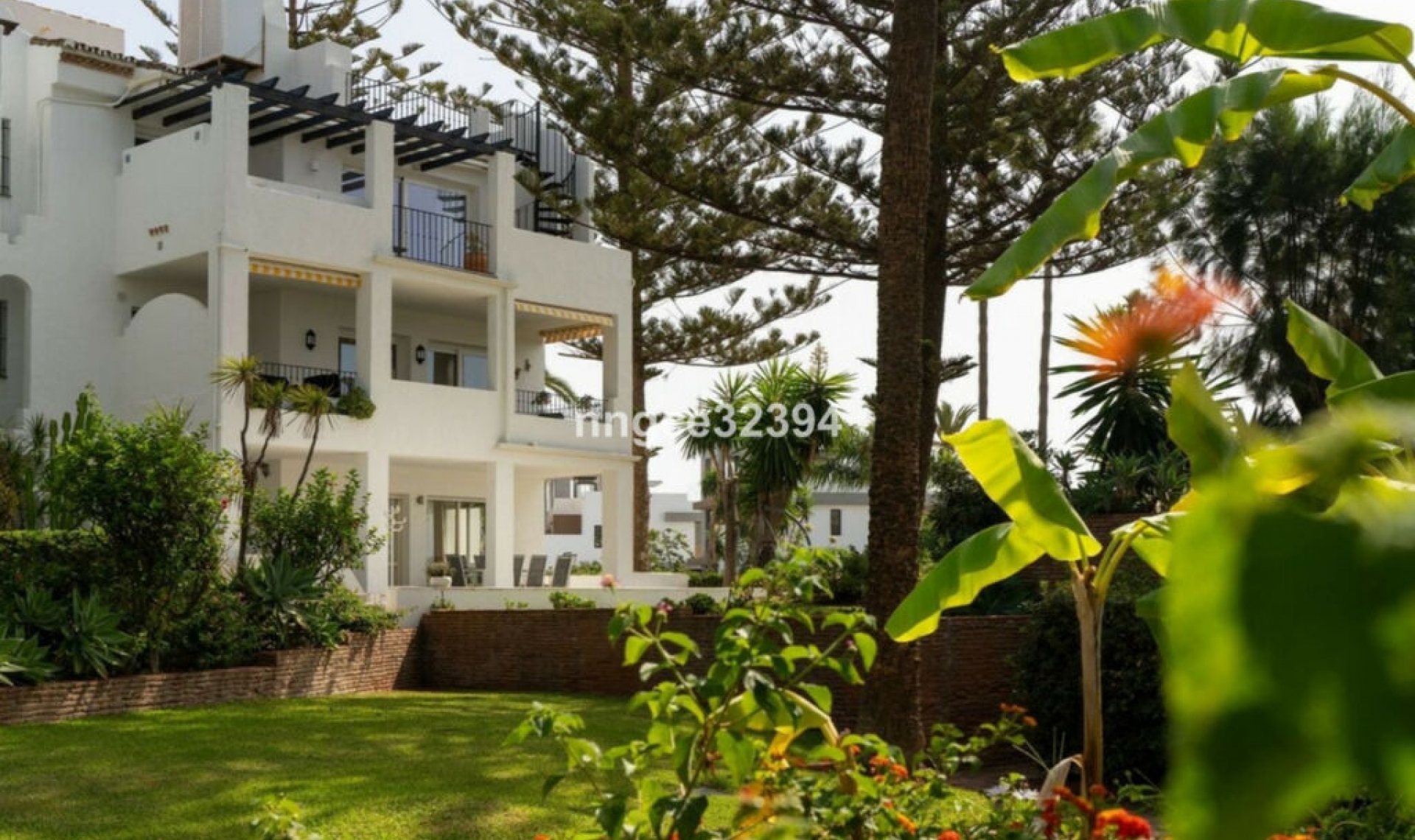 Resale - Apartment -
San Pedro de Alcántara