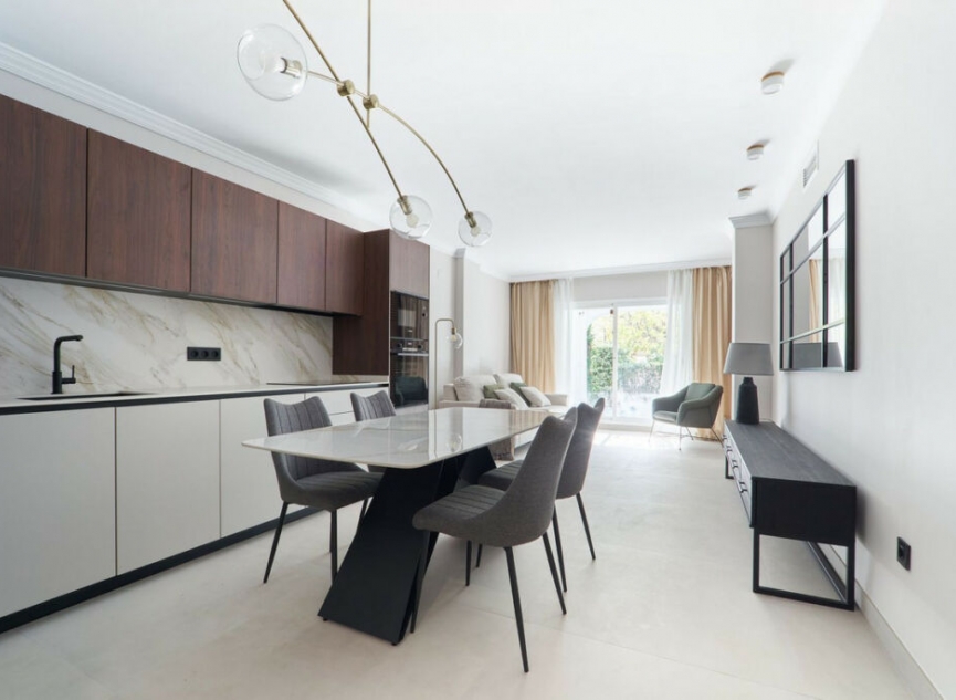 Resale - Apartment -
San Pedro de Alcántara