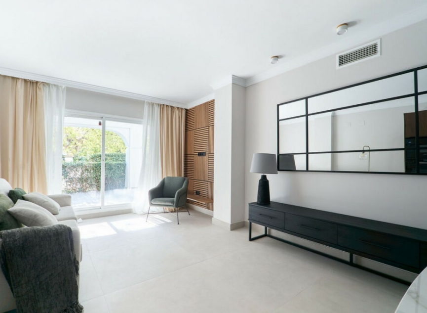 Resale - Apartment -
San Pedro de Alcántara
