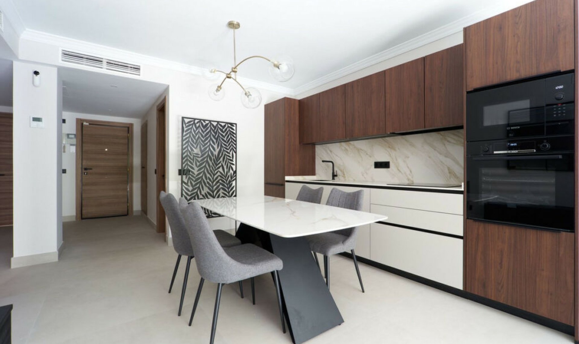 Resale - Apartment -
San Pedro de Alcántara