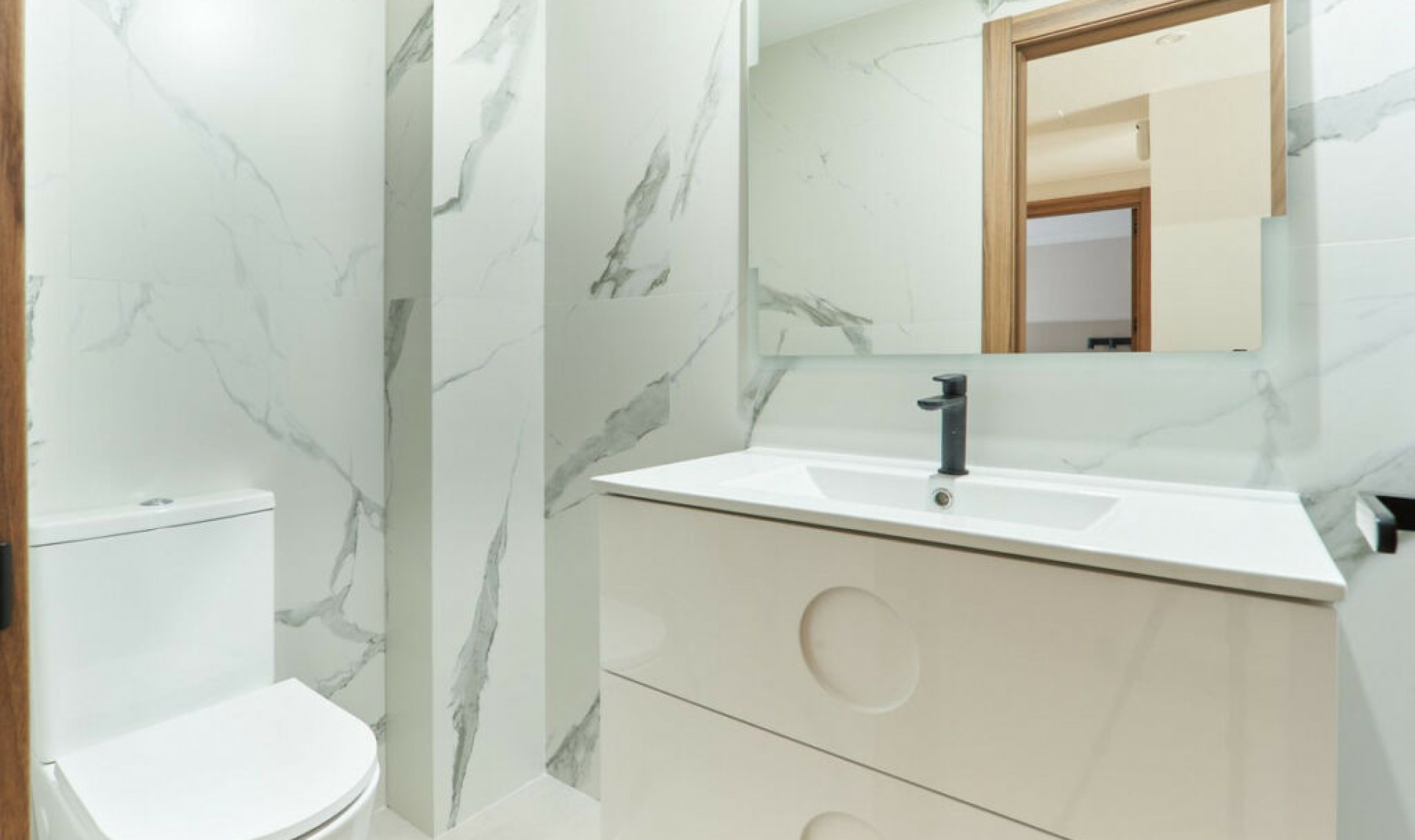 Resale - Apartment -
San Pedro de Alcántara