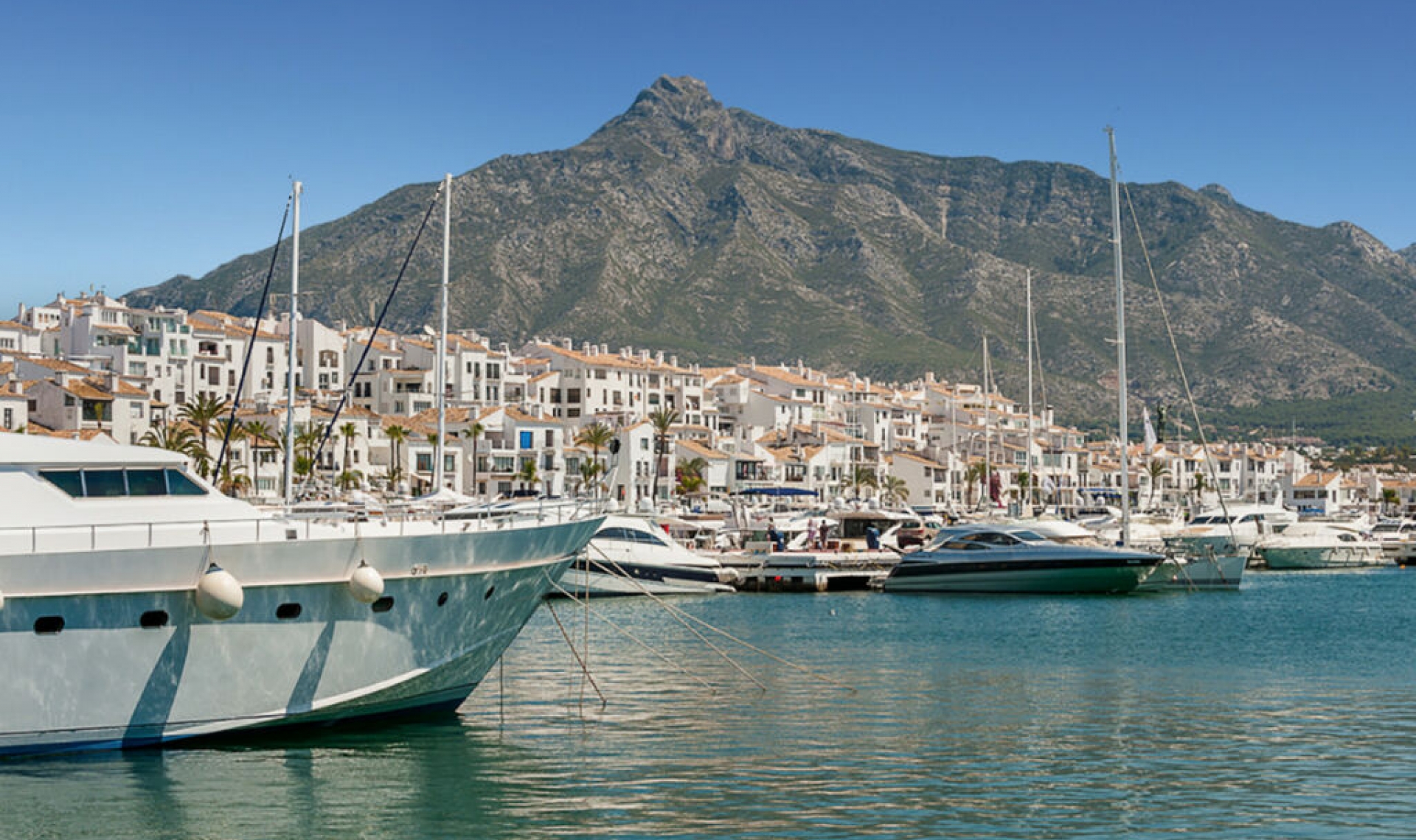 Resale - Apartment -
San Pedro de Alcántara