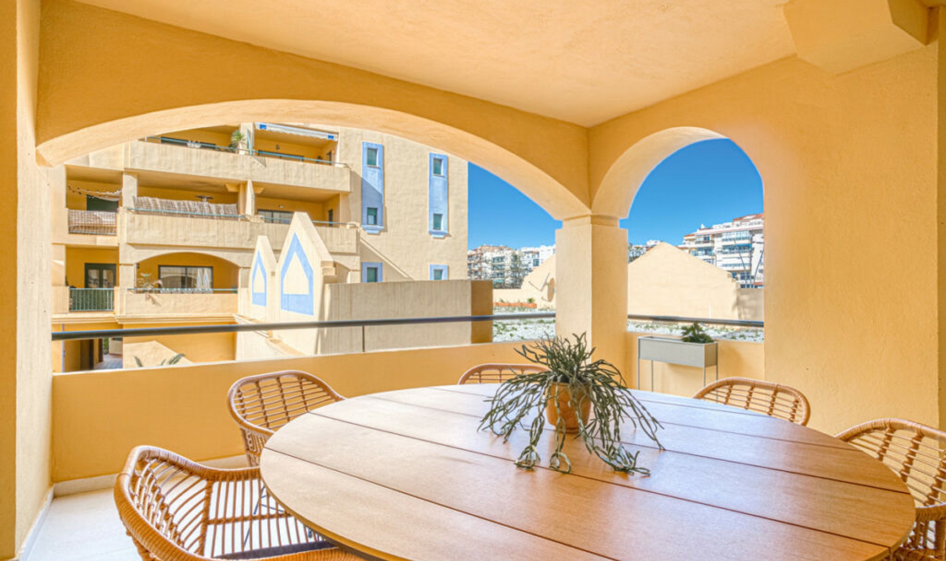 Resale - Apartment -
San Pedro de Alcántara