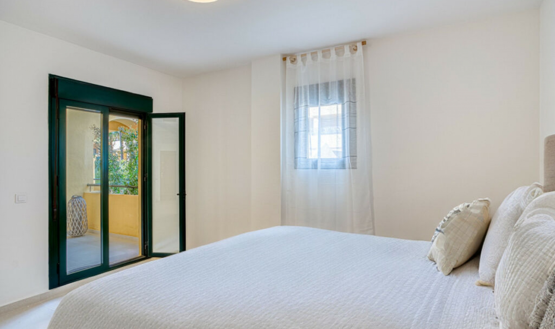 Resale - Apartment -
San Pedro de Alcántara