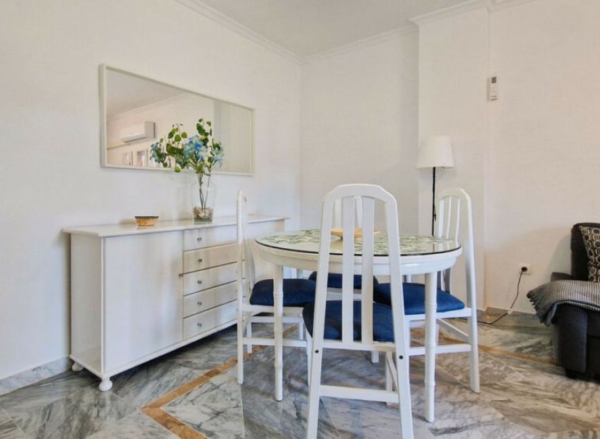 Resale - Apartment -
San Pedro de Alcántara