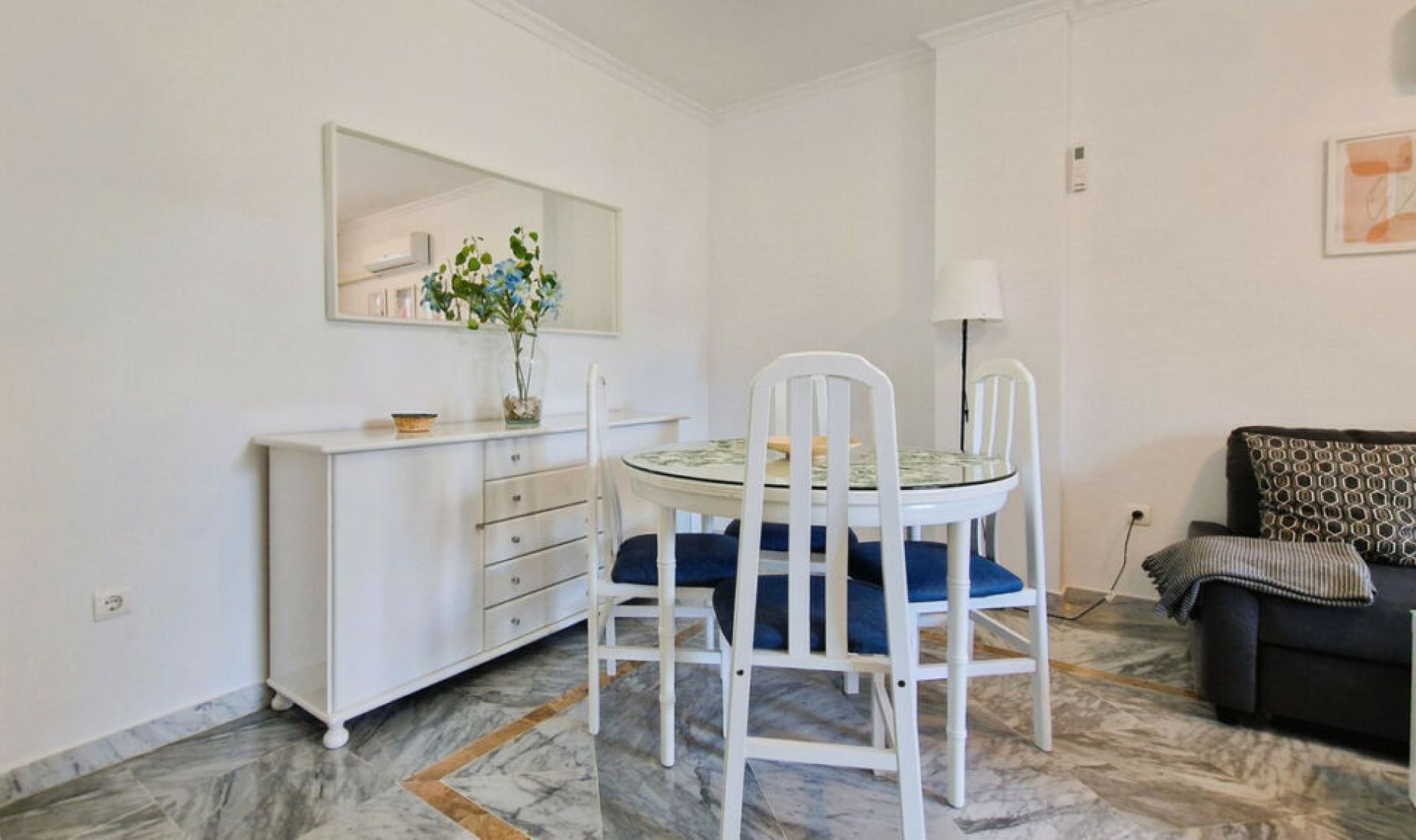 Resale - Apartment -
San Pedro de Alcántara