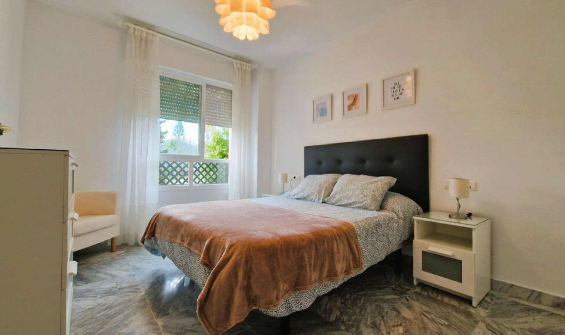 Resale - Apartment -
San Pedro de Alcántara