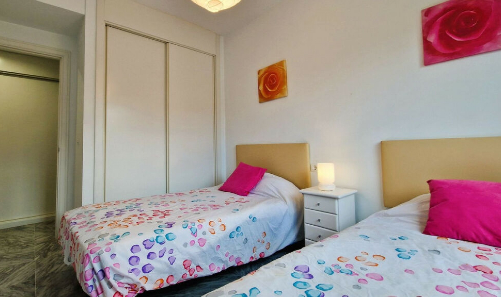 Resale - Apartment -
San Pedro de Alcántara