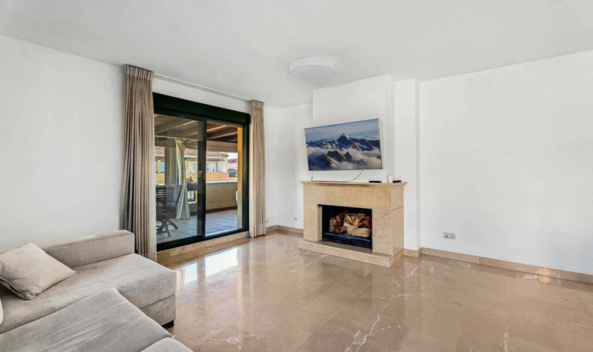 Resale - Apartment -
San Pedro de Alcántara