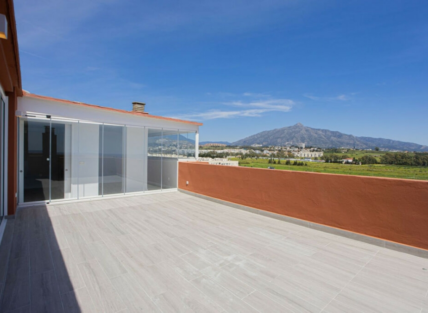 Resale - Apartment -
San Pedro de Alcántara