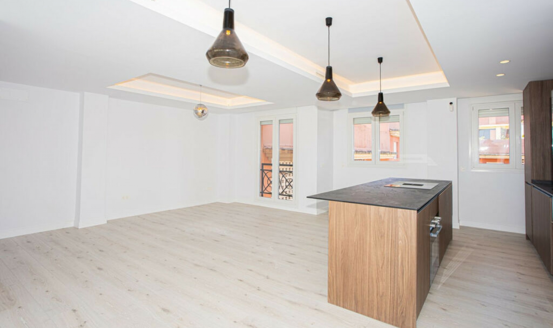 Resale - Apartment -
San Pedro de Alcántara