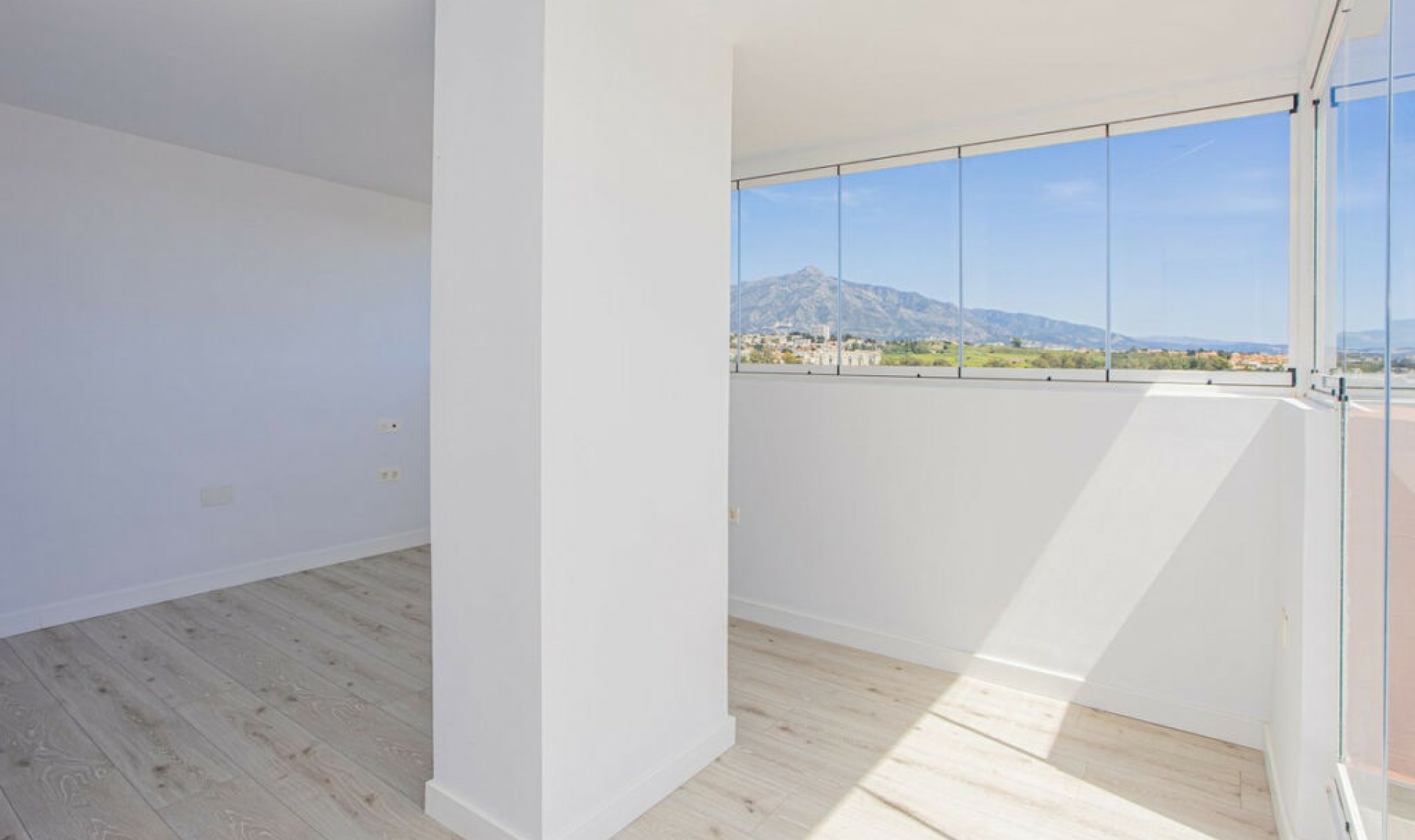 Resale - Apartment -
San Pedro de Alcántara