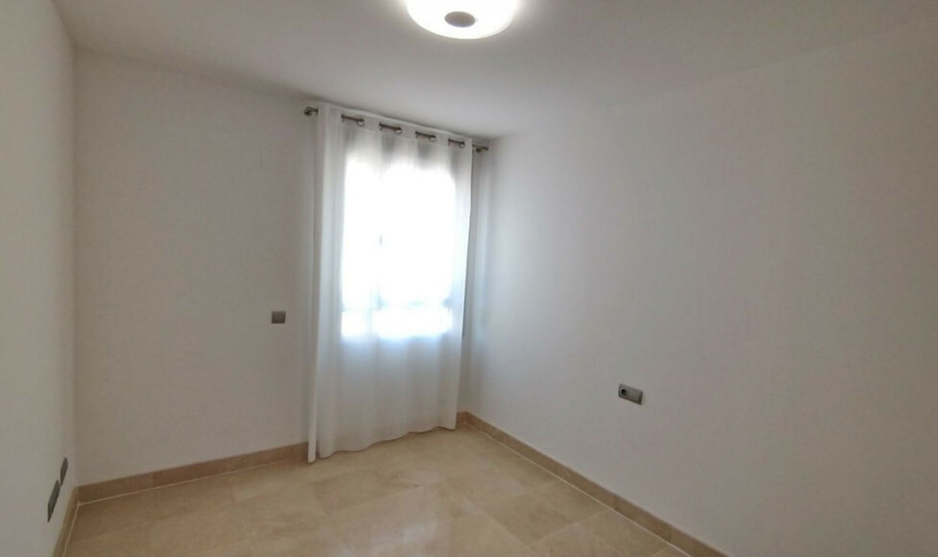 Resale - Apartment -
San Pedro de Alcántara