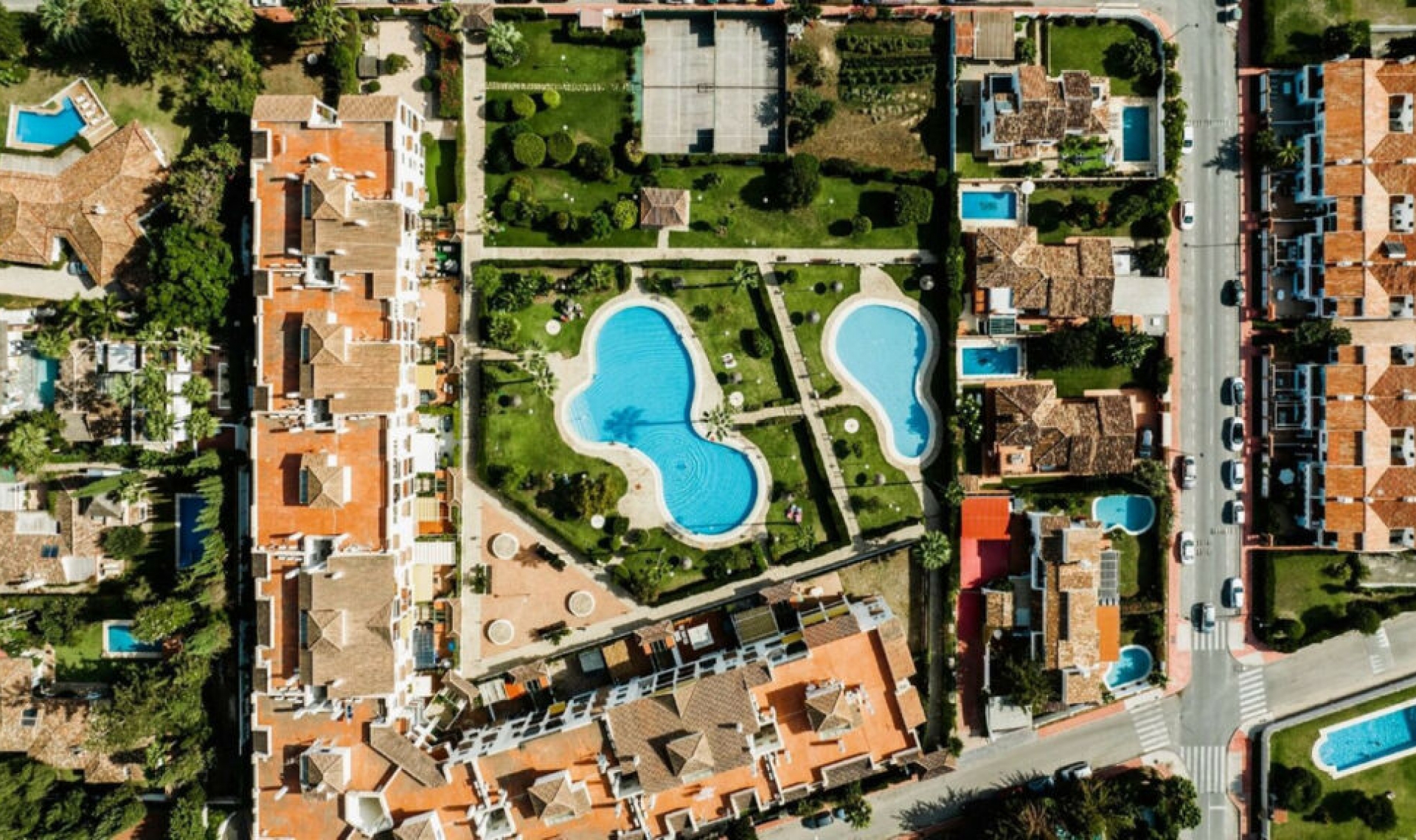 Resale - Apartment -
San Pedro de Alcántara