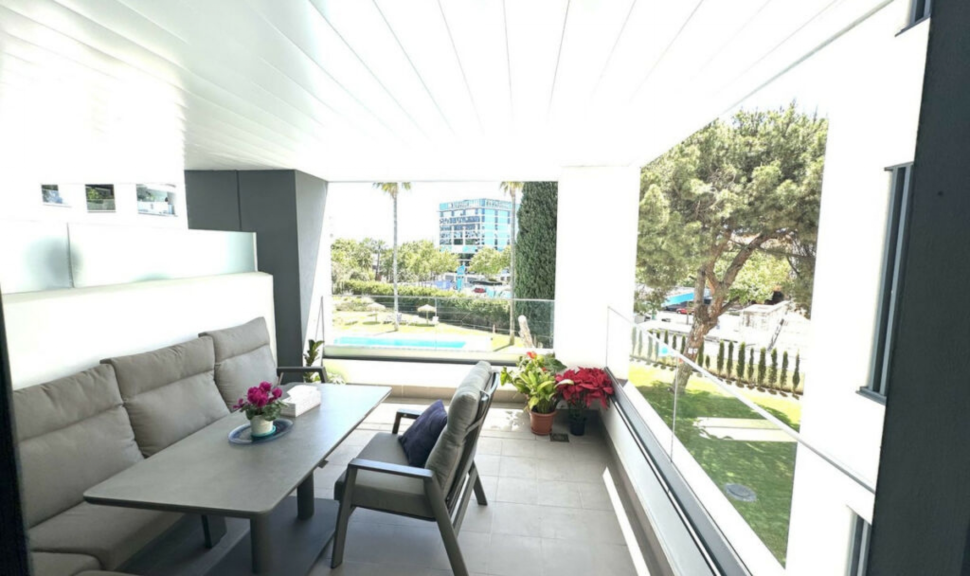 Resale - Apartment -
San Pedro de Alcántara