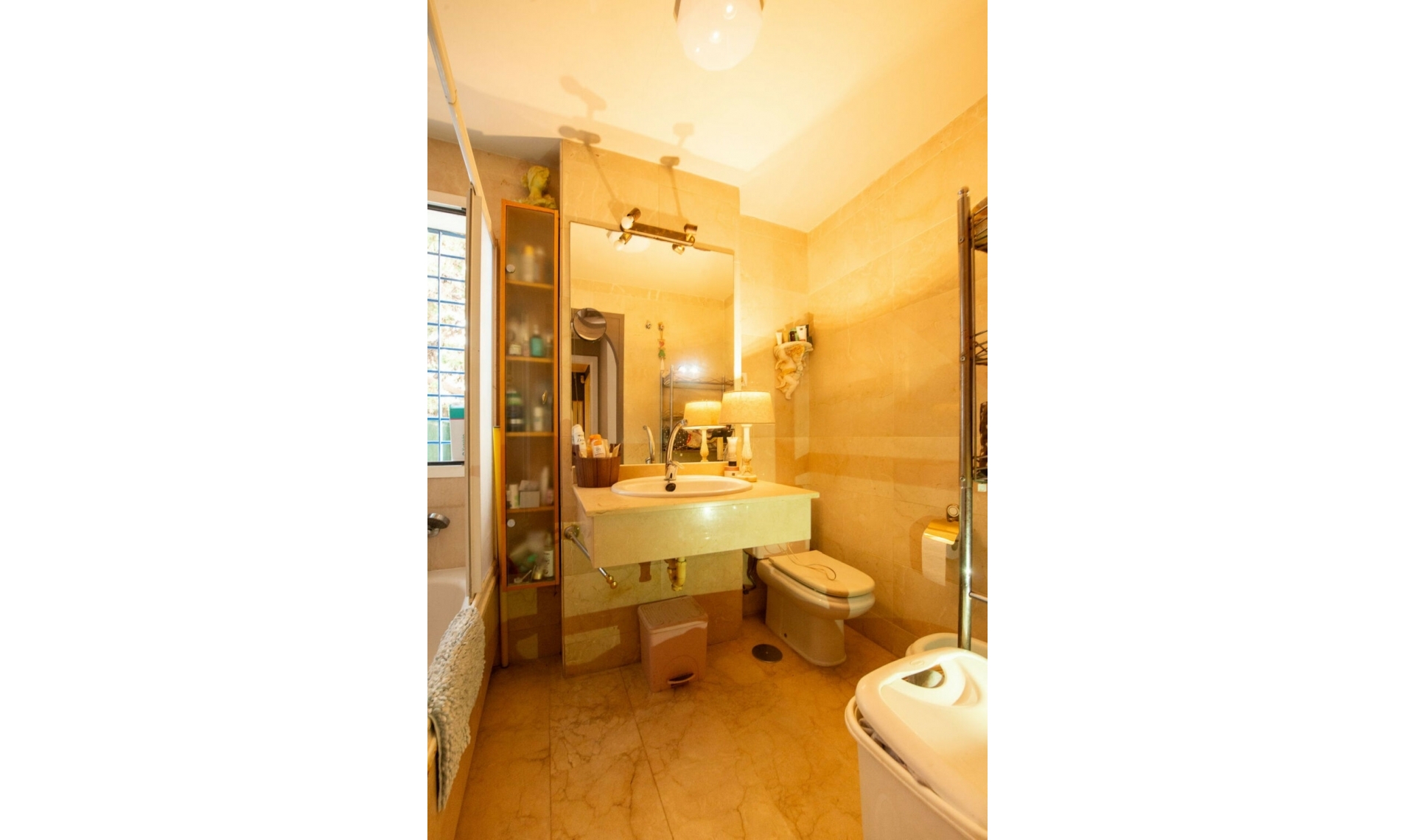 Resale - Apartment -
San Pedro de Alcántara