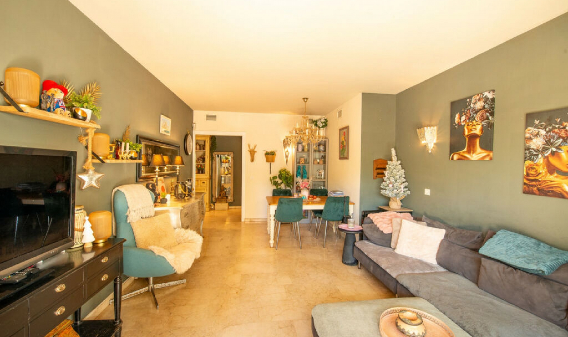 Resale - Apartment -
San Pedro de Alcántara