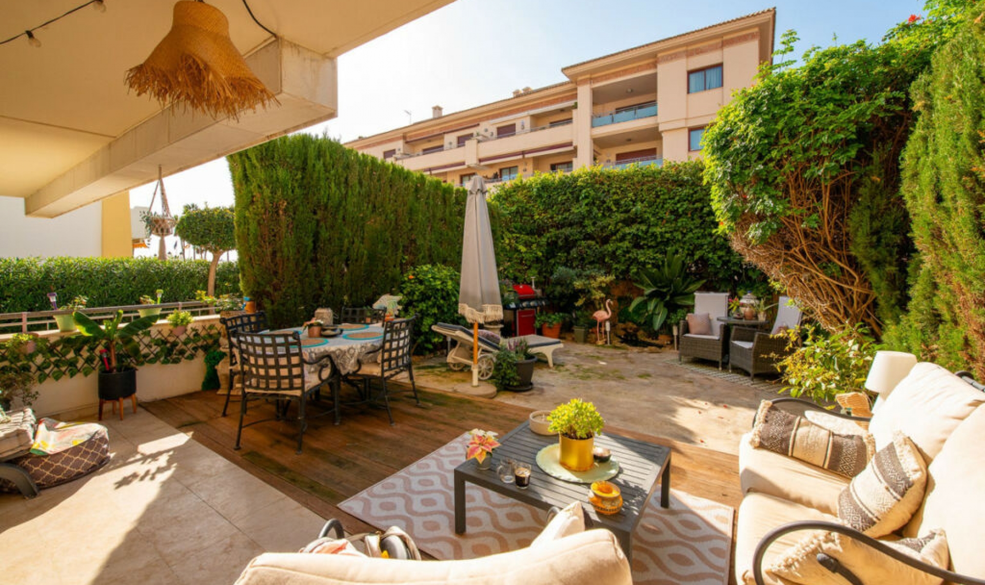 Resale - Apartment -
San Pedro de Alcántara