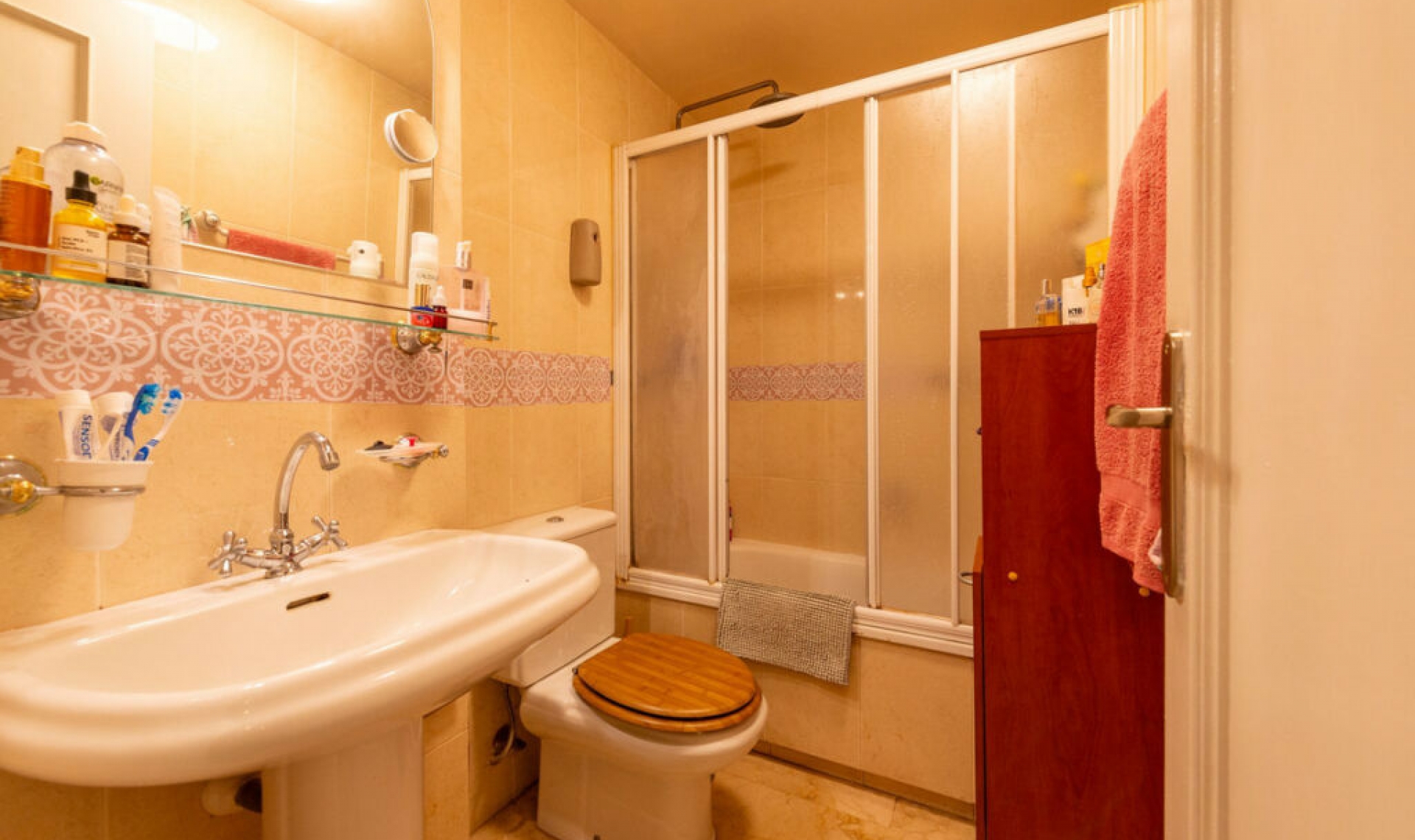Resale - Apartment -
San Pedro de Alcántara