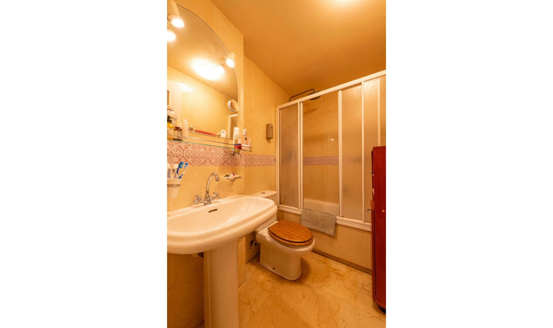 Resale - Apartment -
San Pedro de Alcántara
