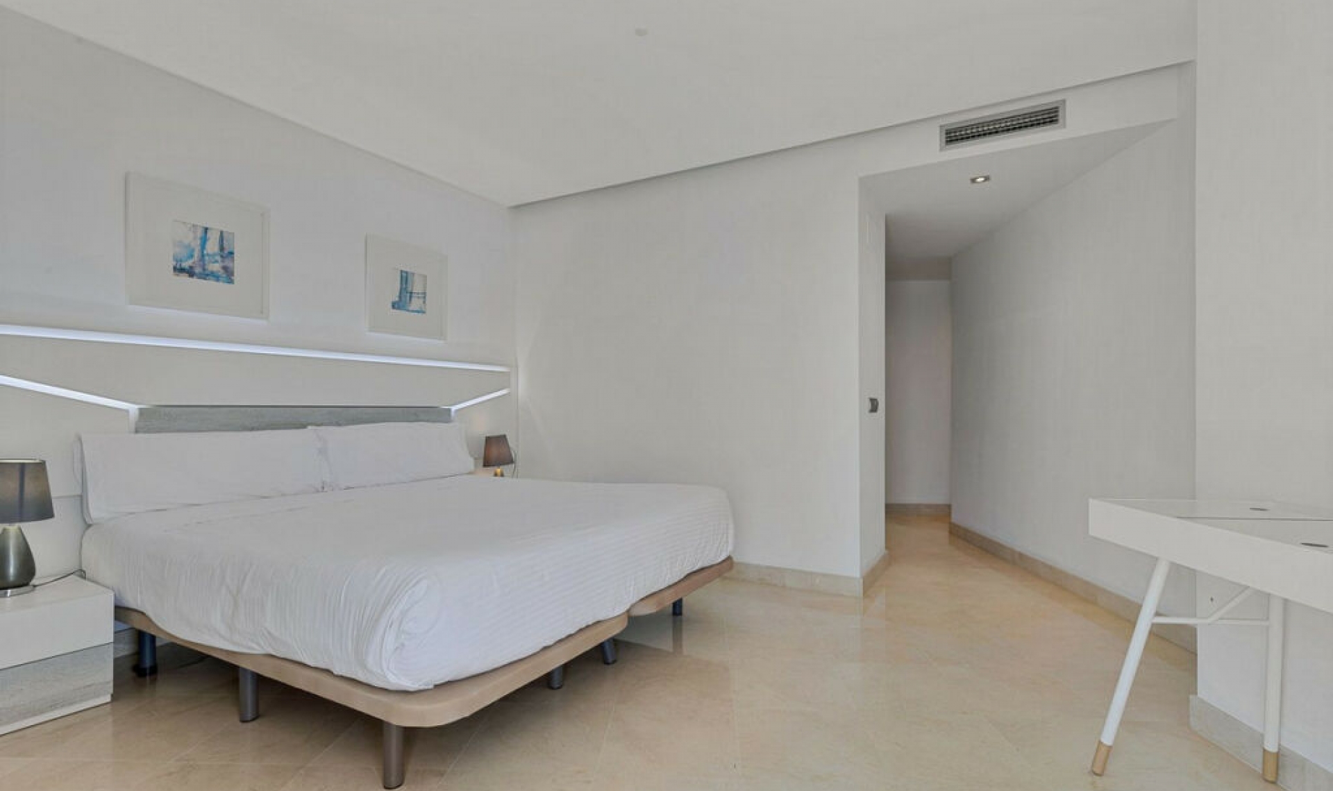 Resale - Apartment -
San Pedro de Alcántara