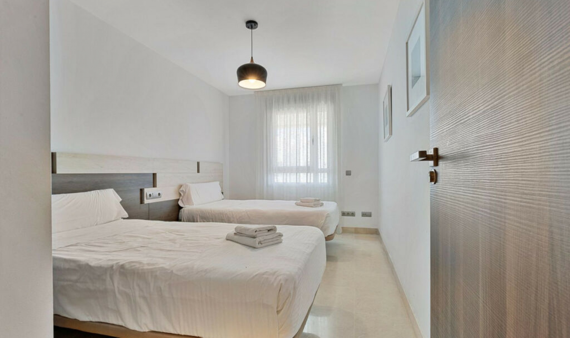 Resale - Apartment -
San Pedro de Alcántara