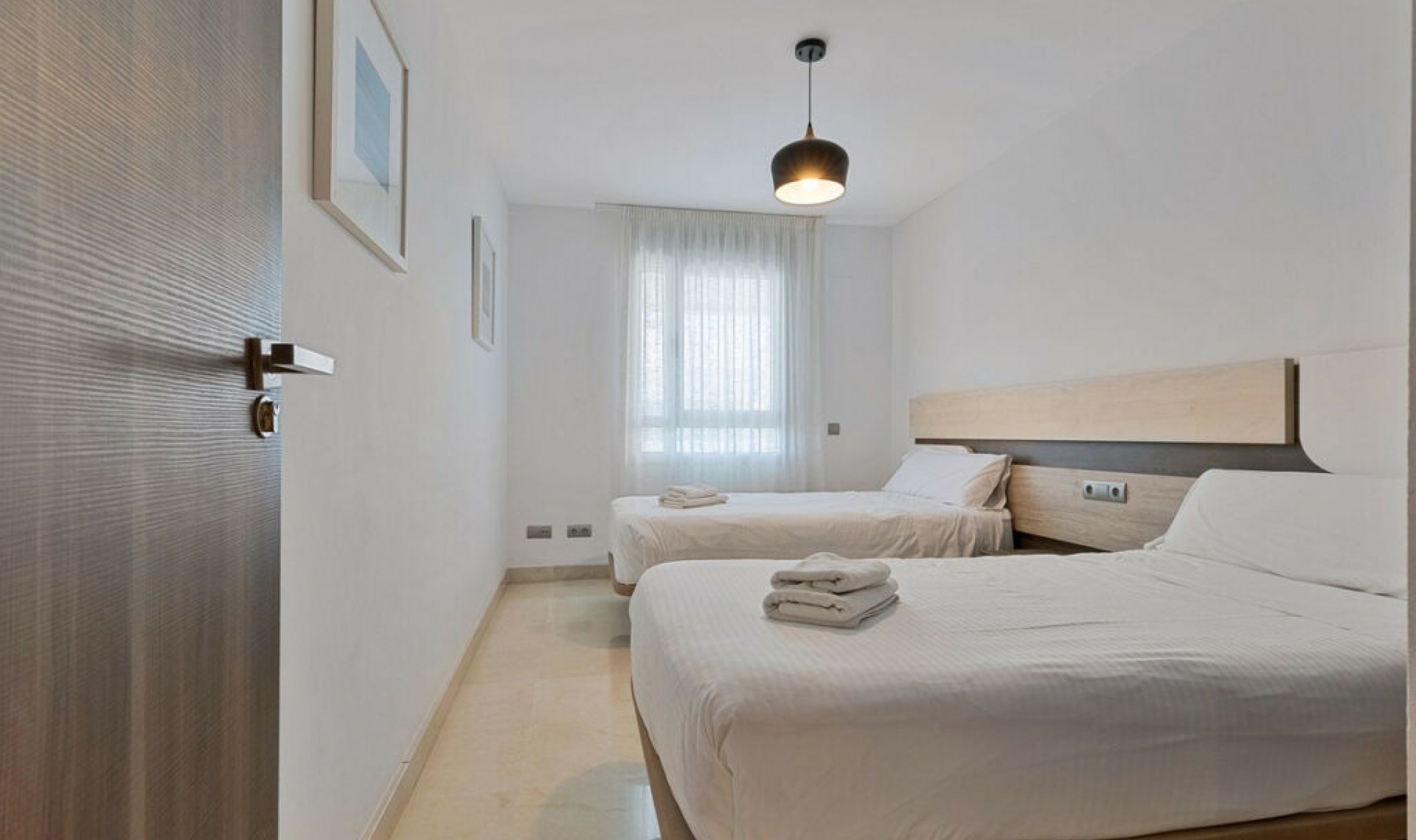 Resale - Apartment -
San Pedro de Alcántara