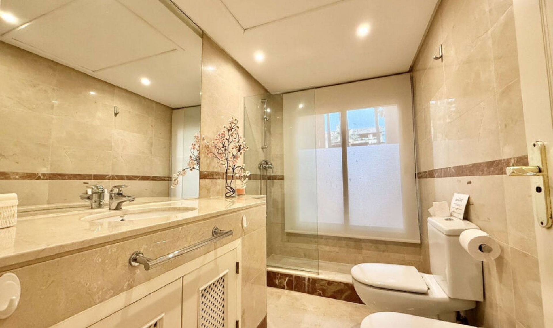 Resale - Apartment -
San Pedro de Alcántara