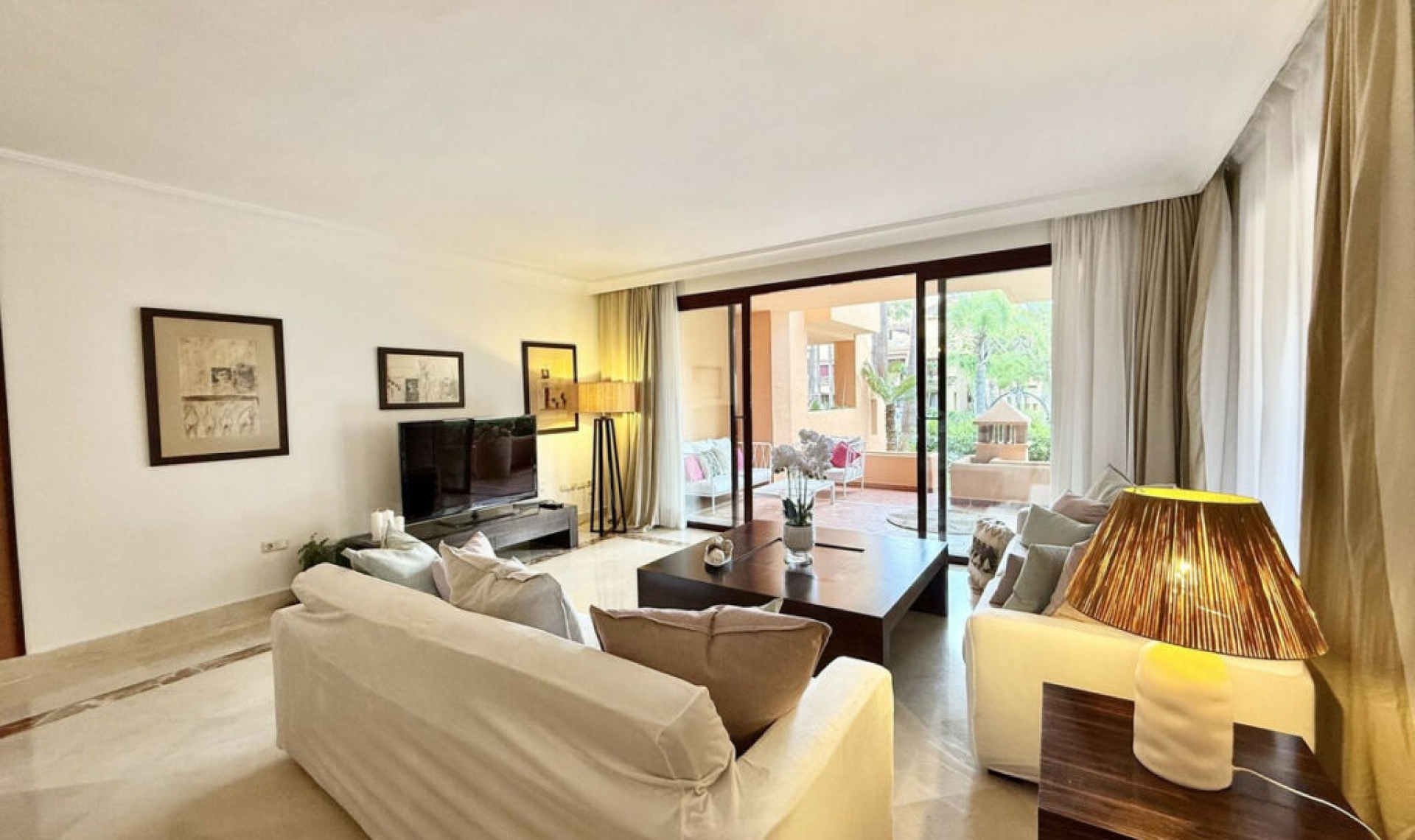 Resale - Apartment -
San Pedro de Alcántara