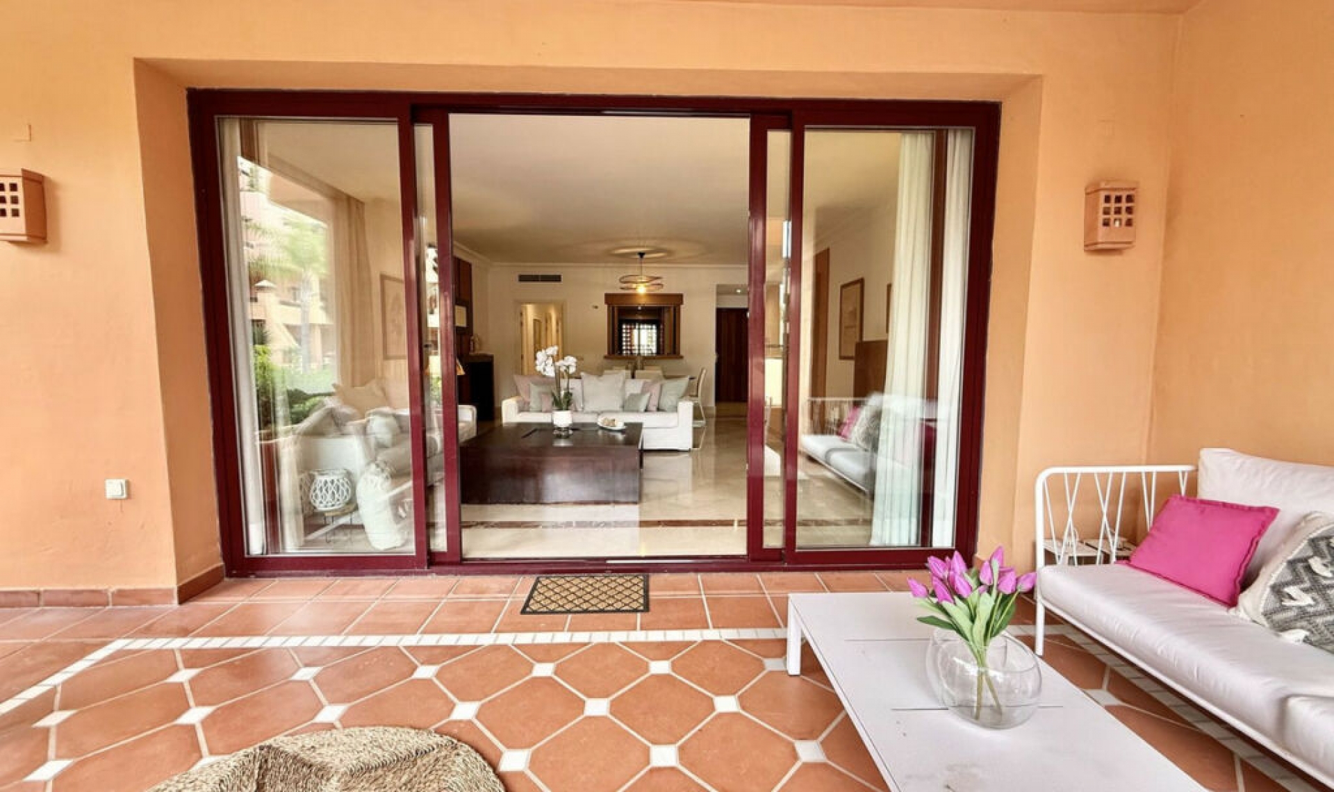 Resale - Apartment -
San Pedro de Alcántara