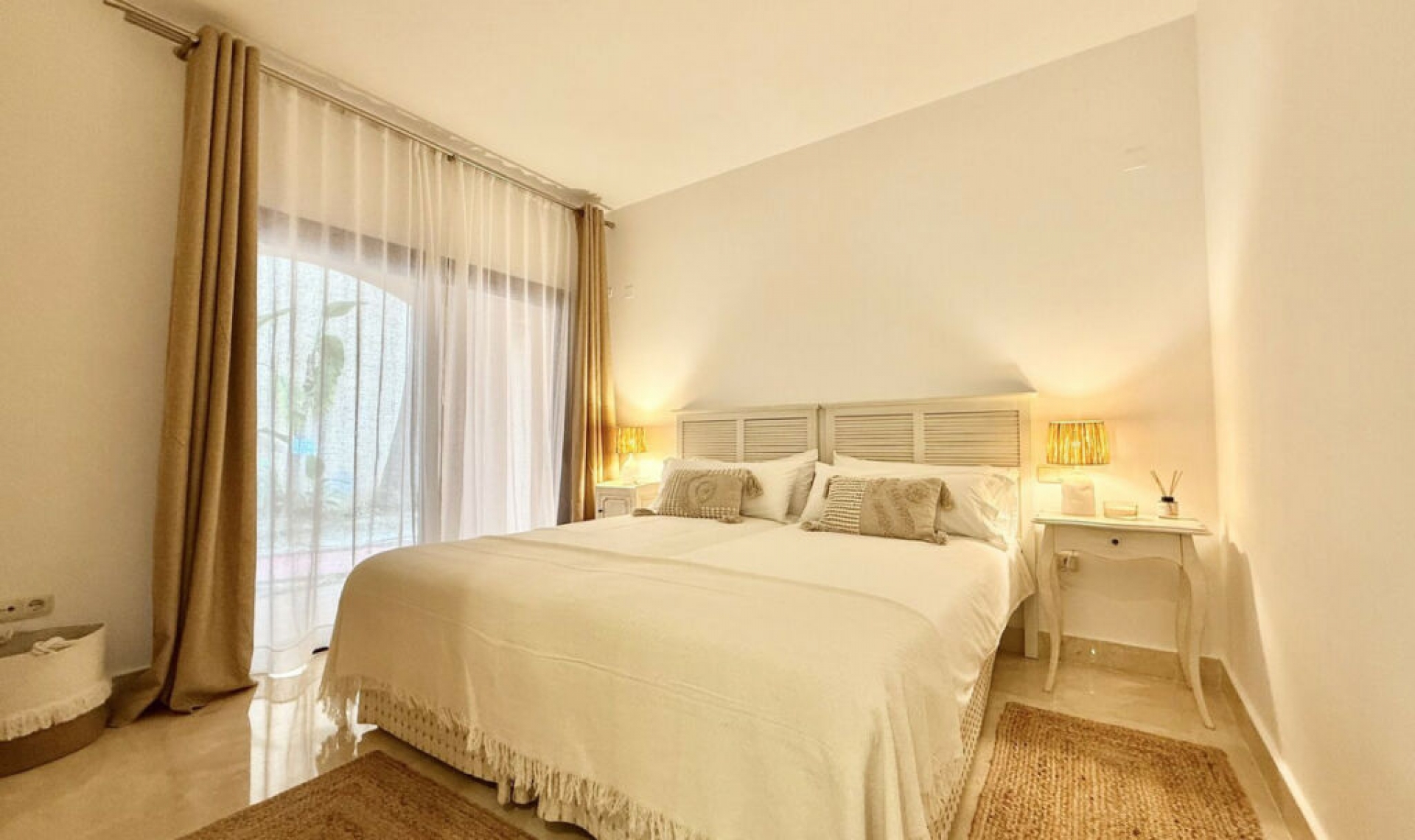 Resale - Apartment -
San Pedro de Alcántara