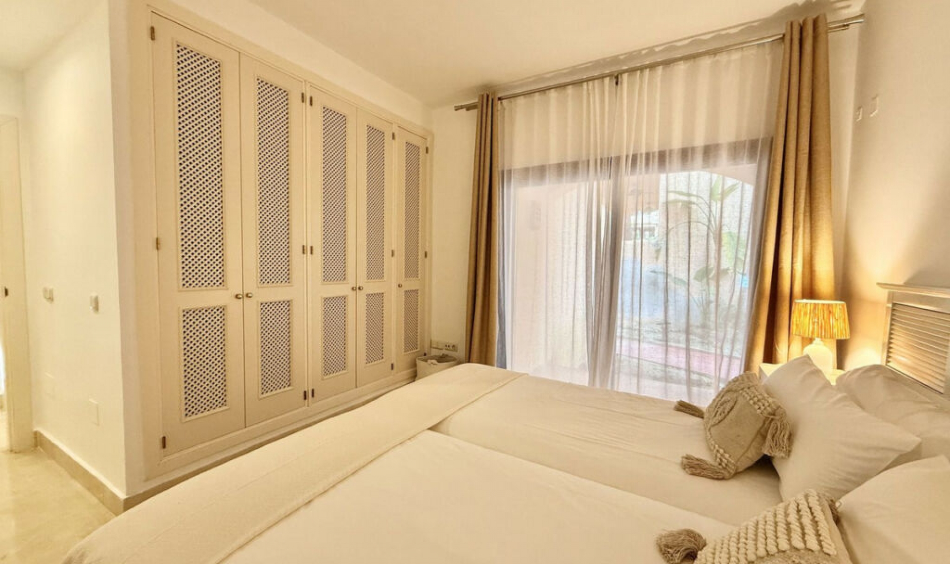 Resale - Apartment -
San Pedro de Alcántara